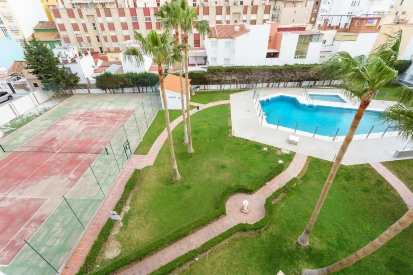 Apartamento Centrico Plazamar 4 Piscina Torre Del Mar Exteriér fotografie